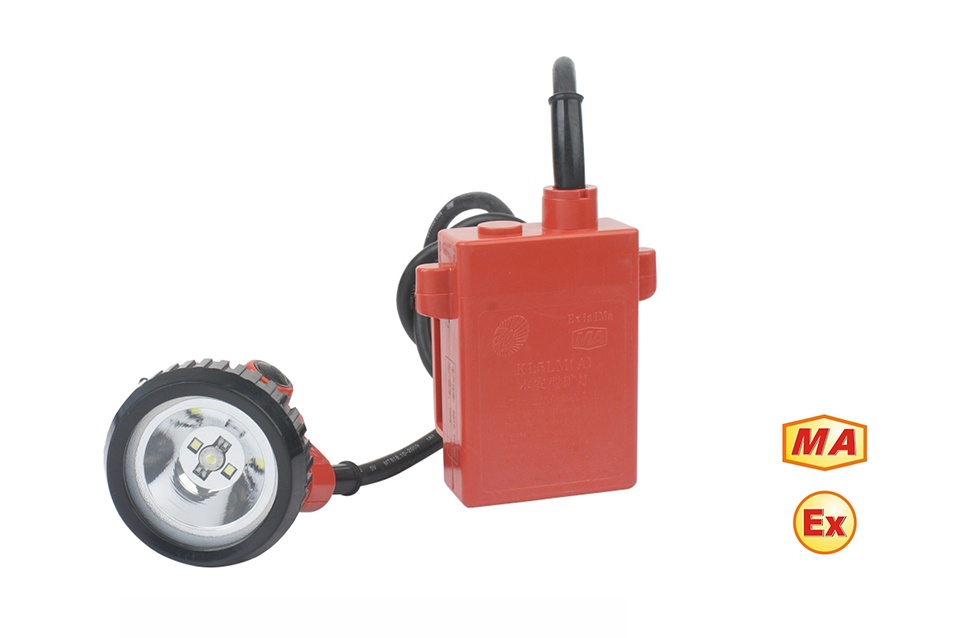 Intrinsically safe miner's lamp